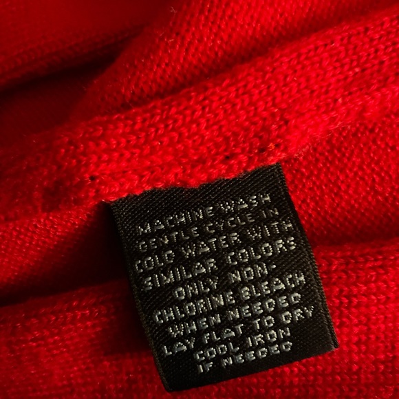 VALENTINES RUBY RED turtle neck sweater WESTBOND size Small blouse festive - Picture 7 of 8